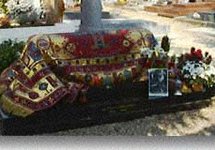 Могила Рудольфа Нуреева на Сент-Женевьев де Буа. Фото с сайта