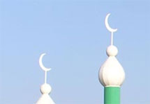 Ограда мечети в Астрахани. Фото с сайта foto.astrakhan.ws