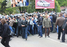 Беспорядки во Львове 9 мая. Фото: jeynews.com.ua