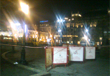 Ограда ремонтных работ на площади Революции. Фото Степана Яковлева